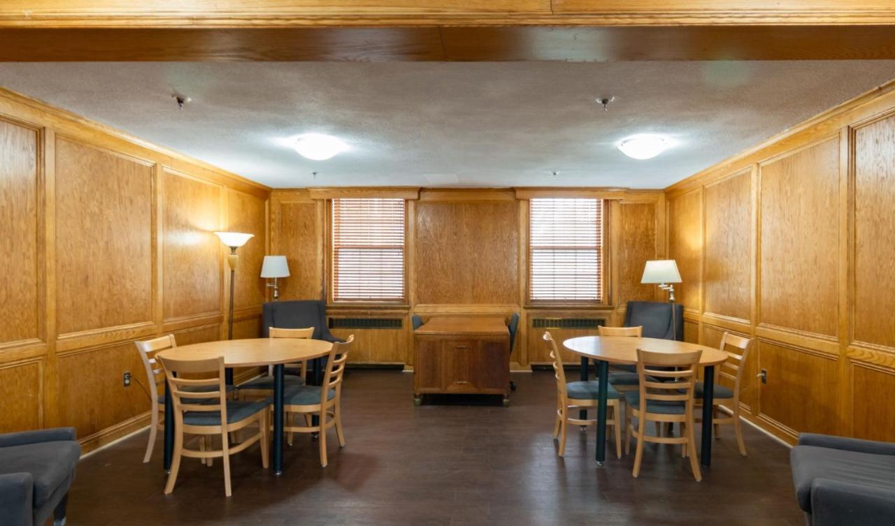Hostel Dalhousie University